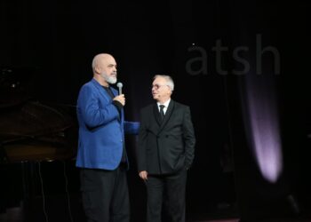 Përurohet salla e re e Teatrit tek “Artet”, Rama: Monument kulture i shpresës dhe ëndrrave