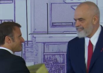 Nga ish-vila e Enver Hoxhës, Rama i bën një dhuratë Macronit: Ka një kapital prej…