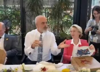 VIDEO / “Kam menduar diçka të çmendur”, zbulohet ‘dhurata’ e Ramës për pjesëmarrësit në Samit