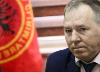 Haga liroi Hysni Gucatin/ Djali i tij mes emocionesh: Presim lirimin e ish-luftëtarëve të tjerë