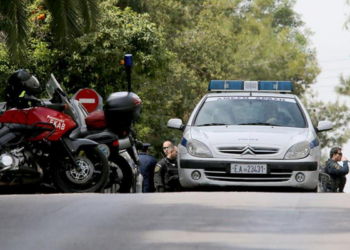 E rëndë/ Trafiku i drogës: 4 grekë rrahin e kërcënojnë me armë 17-vjeçarin shqiptar për shlyerjen e borxhit