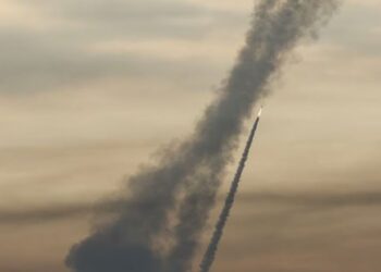 Izraeli sulmon edhe Sirinë: Raketat godasin dy aeroporte, vritet një punonjës