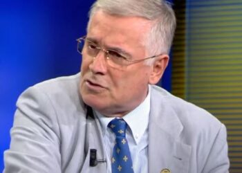 Tarifa: Është turp të jesh deputet. Berisha është fatkeqësi për vendin, ‘spartanët’ të vendosur ta mbrojnë liderin