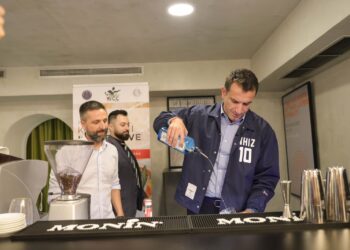 Zhvillohet në Tiranë Kampionati Kombëtar i Koktejeve, Veliaj: Industria e bareve dhe restoranteve punëson të rinj e sjell turizëm për qytetin