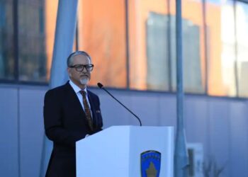 E rëndë/ S’dihet shkaku, nisin hetimet për helmimin që çoi në urgjencë më shumë se 100 persona. AUV gjen produkte “pa origjinë”