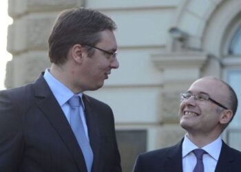 Ministri i Mbrojtjes i Vuçiç: 90% e popullit do ishin të lumtur ta shihnin ushtrinë tonë në Kosovë