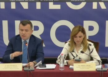 Mazhoranca shtyn mbledhjen e integrimit, Bardhi mbledh Kryesinë