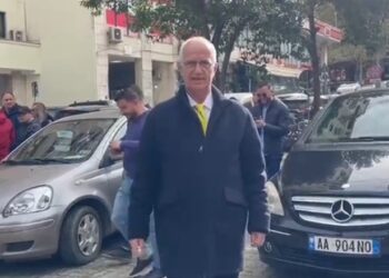 Dosja ‘Partizani’/ Ndërtuesi Bektashi paraqitet në SPAK, nuk flet për mediat