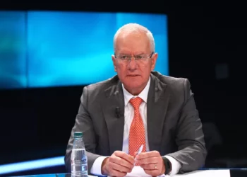 Xhaferaj kërkon largimin e Berishës: Interesat e tij nuk konvergojnë me interesat e opozitës