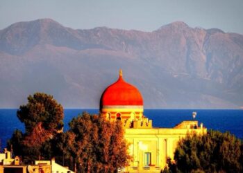 “Corriere della Sera”: Spektakli i maleve të Shqipërisë në një foto