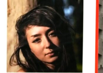 Rrugëtimi i dhimbshëm i familjes së vajzës së vrarë nga Hamasi