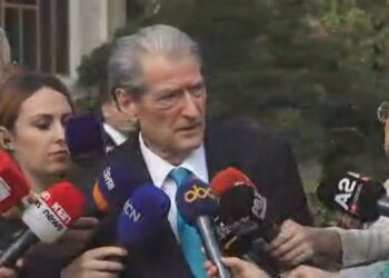 “Balla, më i poshtër se Bajrat”, Berisha: Rama thotë se sarajet ia polli “Kurbani”
