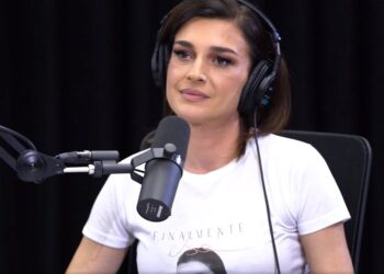 “Jetova dy javë në izolim, muret kishin emra, data e poezi”, Elsa Lila kujton arrestimin në Itali