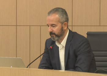 Debate në KQZ për mandatin e Hajdarit / Avokati: S’e prek dekriminalizimi! Rithemelimi: Pse e fshehu?