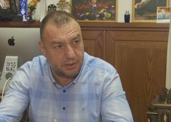 Kalimi i buxhetit pa debat/ Shalsi: Kaosi, përgjegjësi e opozitës, nuk jemi në krizë politike