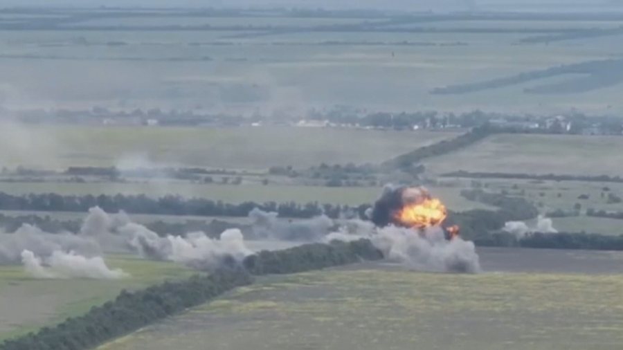 Bombardohen 118 fshatra në Ukrainë, Rusia vijon “luftën” me dronët