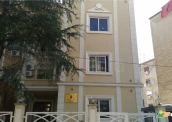Prokuroria sekuestron 2.5 milionë euro të dy vëllezërve në Fier