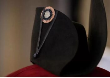 Del në ankand kapela e Napoleon Bonapartit