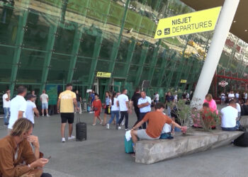 Çmimet e ‘kripura’ të fluturimeve, Tirana zgjidhje për italianët