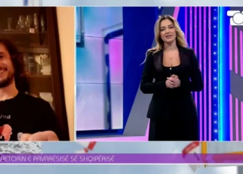 “Zoti është shqiptar”, Ballist Morina sqaron banderolën e kritikuar. Droni në Beograd? Rrëfimi: Edhe nëse s’do dal i gjallë…!