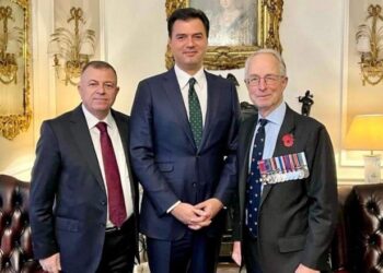 Vizita/ Basha në Londër, takim me lordin Richards, SPAK e vettingu në politikë fokusi kryesor: PD e përkushtuar në luftën kundër korrupsionit