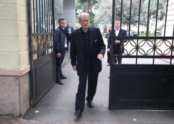 Vulëhumburi i opozitës, që ka humbur dhe logjikën