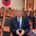 VIDEO! “Rithemelimi” përmbys sërish karriget, Berisha mban fjalim në Facebook, Garda mbron rreshtin e ministrave