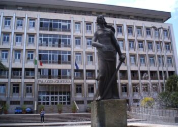 193 ditë në burg, për trafik droge nga Kolumbia në Shqipëri! Pas 23 vitesh, dëmshpërblehet