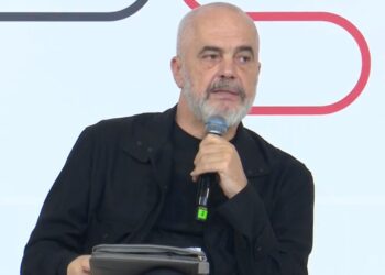 LIVE/ Rama ngre projeksione për 2030-ën: Mund të arrijmë 20 mln turistë. Sot mund të duket…!