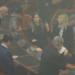 Zbardhet vendimi për 3 ligjvënësit e opozitës: Korreshi i mori flakadanët në çantat e dy zonjave deputete. 10 ditë të përjashtuar…!