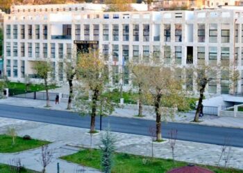 Rama ndan pamjet: Bashkia e re e Kurbinit, e rindërtuar mbi rrënojat e tërmetit