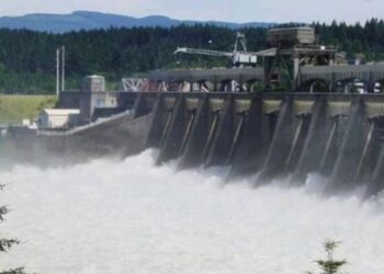 Reshjet mbushin Fierzën/ Në pak javë niveli i ujit rritet me gati 7 metra. KESH eksporton 2 mln euro energji