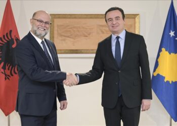 Kurti priti ambasadorin shqiptar, Malaj: Me Shqipërinë? Kam marrëdhënie vëllazërore!