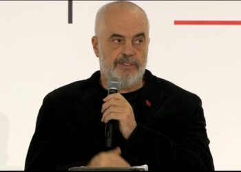 LIVE/ Rama: 400 milionë euro do shkojnë për rritje pagash në 2024! Kemi zbritje të borxhit si asnjëherë