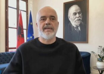 “Emigrantët”/ Rama: Gjithë zhurma erdhi sepse Shqipëria s’është në BE, jemi më solidarë se vendet anëtare. 3 mijë…!