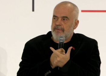 Rama: Isha në Paris, aty ke frikë të dalësh natën se të grabisin çantën! Sot Shqipëria, vend i sigurtë
