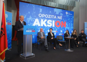 Berisha ‘lexon’ sëprapthi Barometrin: Demokratët mençuri olimpike, vetëm 8% besojnë te SPAK