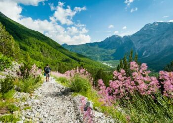 Nga Thethi në Dhërmi, prestigjozja e udhëtimeve “Lonely Planet” propozon 9 destinacione të Shqipërisë