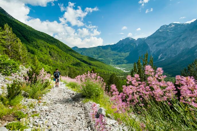 Nga Thethi në Dhërmi, prestigjozja e udhëtimeve “Lonely Planet” propozon 9 destinacione të Shqipërisë