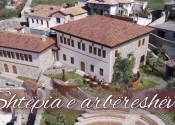 Rama ndan videon: Në Krujën e Skënderbeut do të hapet “Shtëpia e arbëreshëve”