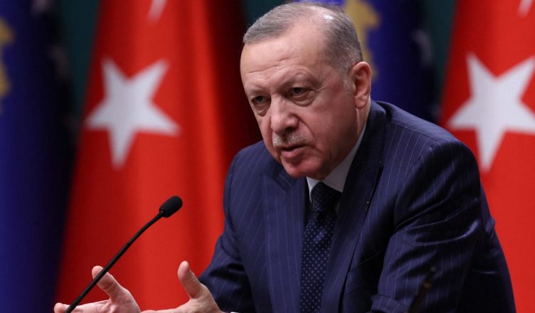 “Gati të rikthejmë palët në tryezën e bisedimeve”, mesazhi i Erdogan për Samitin e Ukrainës në Tiranë