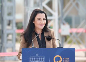 Balluku: Rriten me 30% pagat për punonjësit e OSHEE, elektriçistët do të përfitojnë mbi 70 mijë lekë