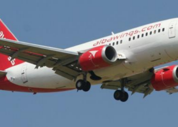 Prag-tragjedie/ Avioni Tiranë-Bolonja, ulje emergjente në Bari: Iu prish një nga dy motorët 11 mijë metra mbi Adriatik