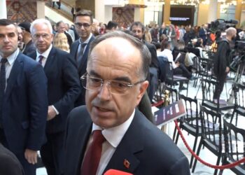 Kaosi i Rithemelimit, Begaj: Paralamenti vend ku diskutohen idetë, nuk duhet të sillemi në atë mënyrë