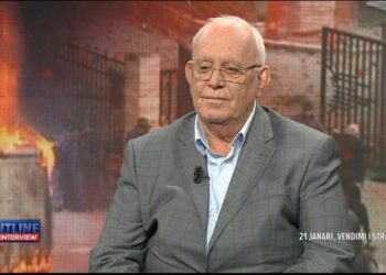 “Saliu kishte frikë”/ Braho: Më 21 janar djali im ishte në protestë me shokët, i kanë kaluar plumba sipër kokës!