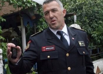 Operacion i SPAK, shoqërohet ish-drejtori i Policisë Erzen Breçani së bashku me 11 persona të tjerë