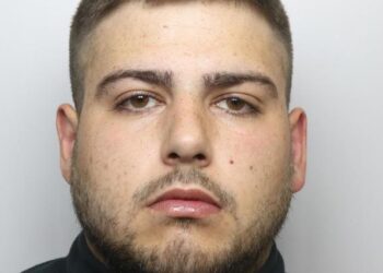 I riu britanik dhunon të dashurën dhe e kërcënon: Shokët e mi shqiptarë do të të vrasin