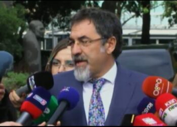 Çuçi: Ahmetaj nuk është përjashtuar nga grupi parlamentar i PS-së
