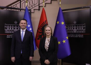 Ministrja Denaj, takim me homologun nga Kosova: Bashkëpunim për rritjen e shkëmbimeve tregtare të produkteve bujqësore e blektorale