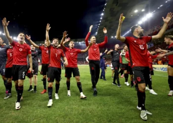 Shorti i EURO 2024/ Nga grupi “i ferrit”, tek kundërshtarët “e dobët”, projeksionet që vijnë nga vazot